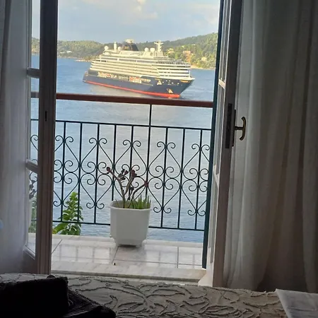 Daire Thea Rooftop İskados