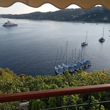 Thea Rooftop Apartamento *