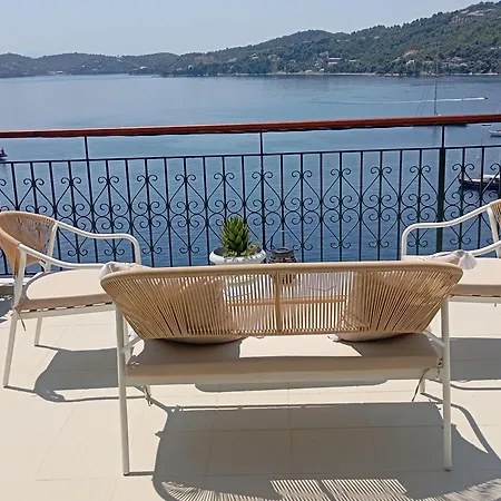 Thea Rooftop Apartamento *